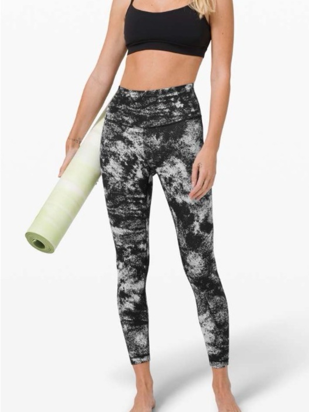 Lululemon Wunder Under High-Rise
Tight 25" *Full-On Luxtreme size 4